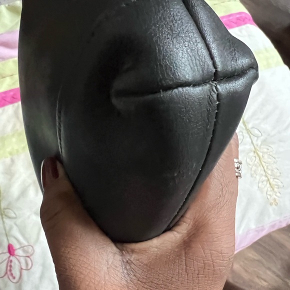 Coach Vintage Cosmetic Case 7172, Leather Makeup Bag - Picture 13 of 16